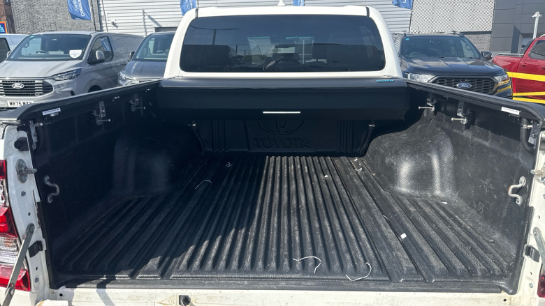 Toyota Hilux Diesel Invincible X D/Cab Pick Up 2.8 D-4D Auto